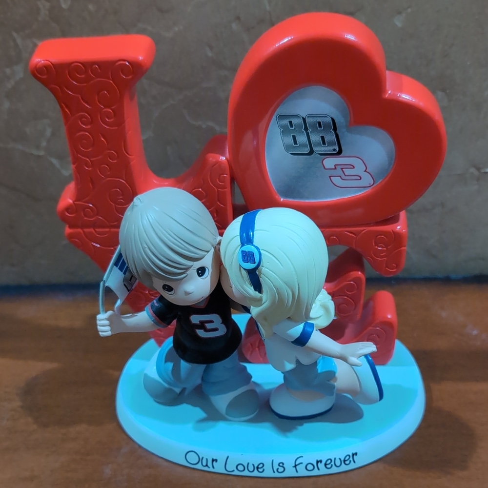 Rare Dale Earnhardt Precious Moments Our Love Is Forever 0389A Limited Cast 95 D